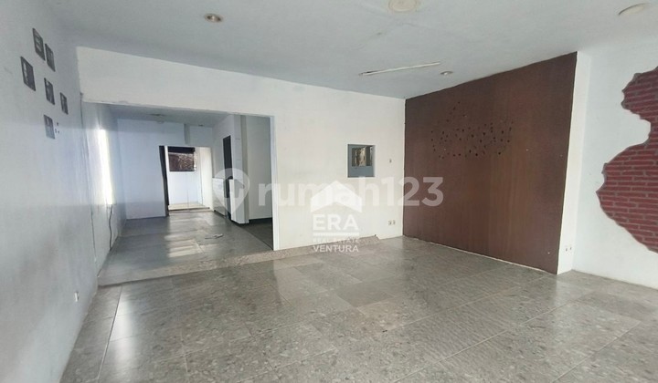 1-Story Shop House Ready to Occupy Near Brawijaya University, Suitable for Business 2