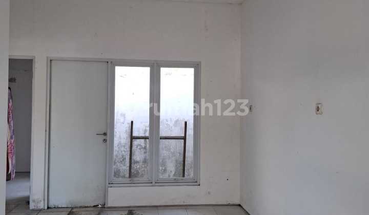 Minimalist House for Rent at Swp Residence