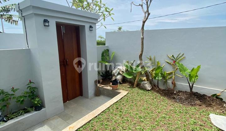 Modern Villa for Rent on Yeh Gangga Street, Tabanan