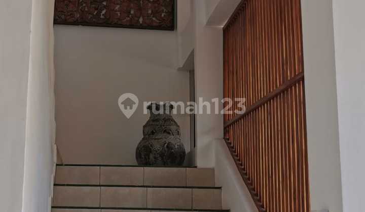 2-Story House in Kesiman 2