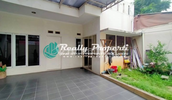 Dijual/ Disewakan Rumah 2 Lantai Jalan Raya Kapin Jaktim 2