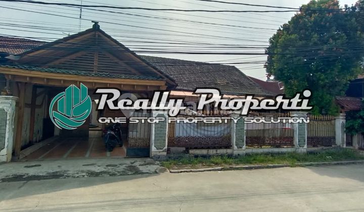 House for Sale in Jatiwaringin Housing, Pondok Gede, Bekasi.