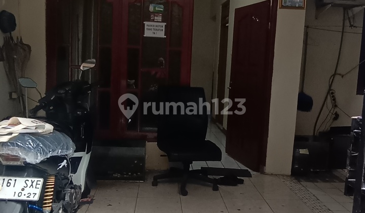 Dijual Rumah dan Kontrakan 5 Pintu Jatiwaringin Pondok Gede.bekas 2