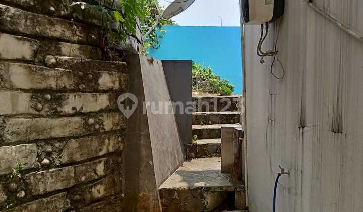 Perumahan Griya Lembah Depok, terdapat kolam renang di dalamnya 2