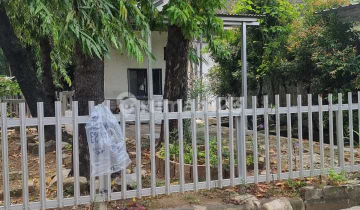 Jual Tanah Rumah Tua Di Grogol Jakbar Hoek Lt 353m Jual Tanah Rumah Tua Di Grogol Jakbar Hoek Lt 353m