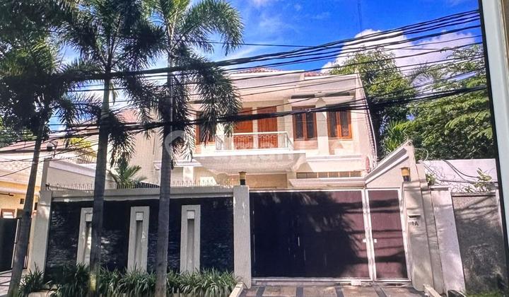 Quick Sale House in Menteng Central Jakarta Land 395m Building 600m