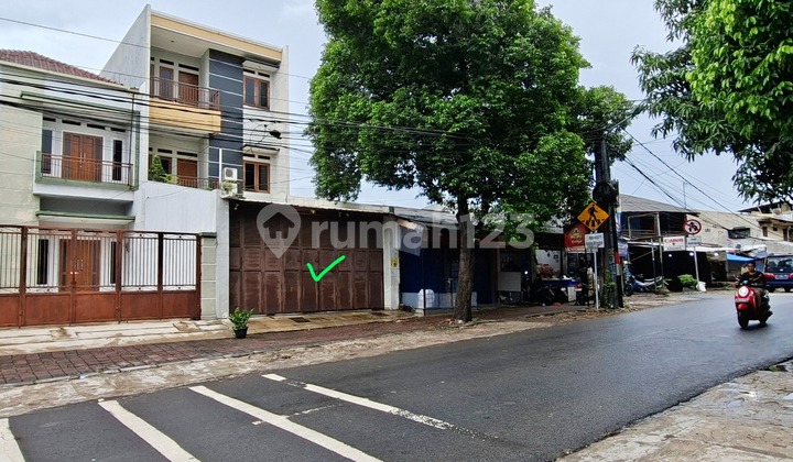 Sell House in Duren Sawit East Jakarta, 169m² Land Area, Major Road Access 2