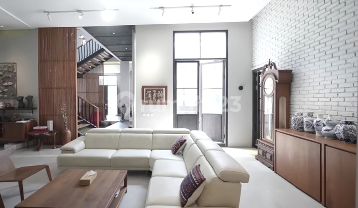 Beautiful Artistic Serene House in Gading Serpong, Land 448m, Furnished 2