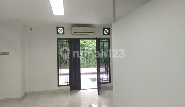 Disewakan Rumah di Duren Tiga Jaksel Lt500 bisa Utk Kantor 2