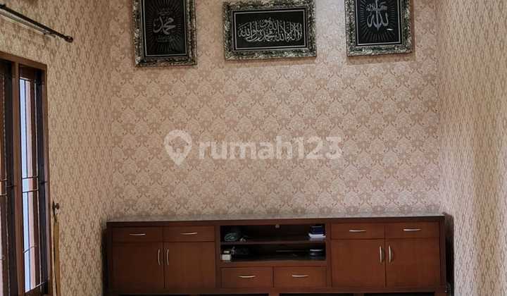 For Quick Sale, House in Puri Sriwedari Cibubur, Land Area 180, 2 Floors, Good Condition. 2