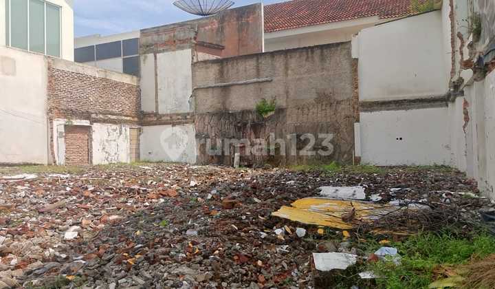 Quick Sale of Plot in Cipinang Indah, Land Area 204m² Quick Sale of Plot in Cipinang Indah, Land Area 204m²