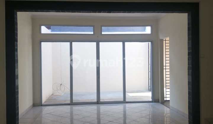 Good House in Aralia Harapan Indah Bekasi 160m² Land 2 Floors 2