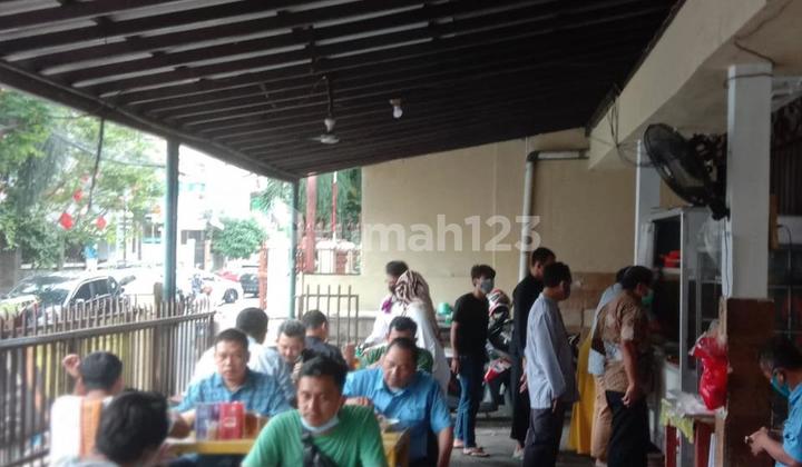 Jual Rumahkos dan Ruang Usaha Lt 296 M Akses Jln Lebar Jual Rumahkos dan Ruang Usaha Lt 296 M Akses Jln Lebar