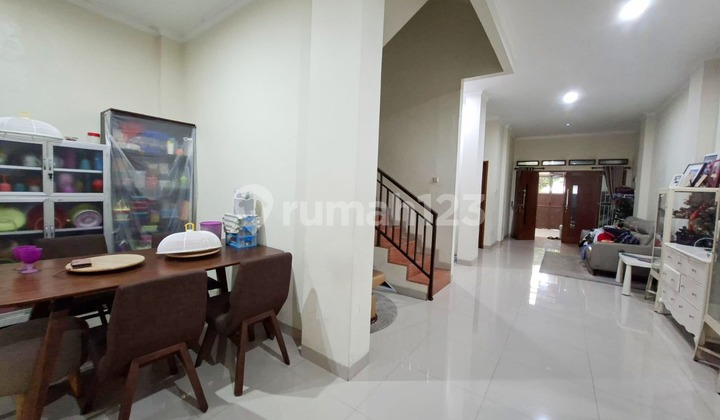 Sell House in Duren Sawit East Jakarta, 169m² Land Area, Major Road Access Sell House in Duren Sawit East Jakarta, 169m² Land Area, Major Road Access
