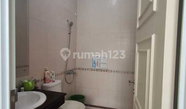 Quick Sale Royal Residence Pulogadung East Jakarta Land 102m 2 Floors Rare Find 2
