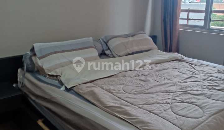 Cheap Fast Sale Paladian Apartment Kelapa Gading 64th Floor Furnished Cheap Fast Sale Paladian Apartment Kelapa Gading 64th Floor Furnished