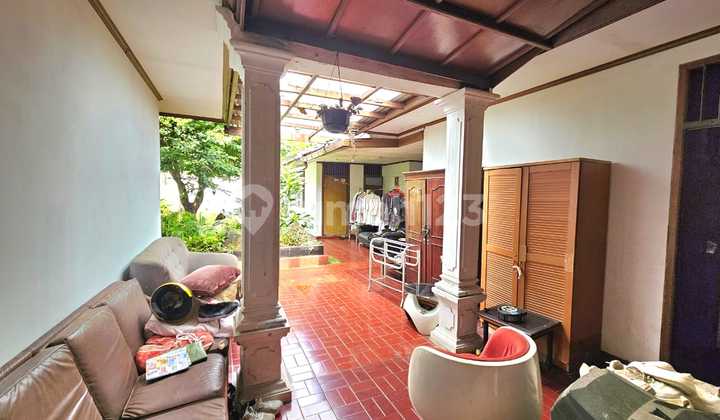 Jual Cepat Rumah Hitung Tanah di Cinere Depok Lt535m