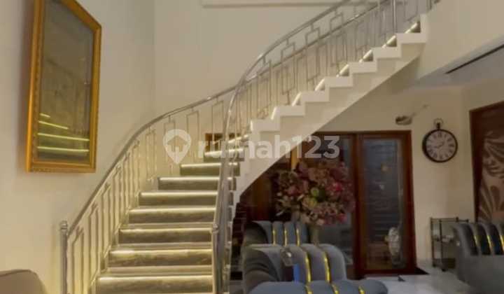 Luxury Beautiful House In Tytyan Indah Bekasi Land 287m Rare Find 2