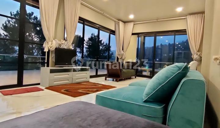 Jual Cepat Villa Cantik di Cisarua Bogor LT 1706M 2 LT