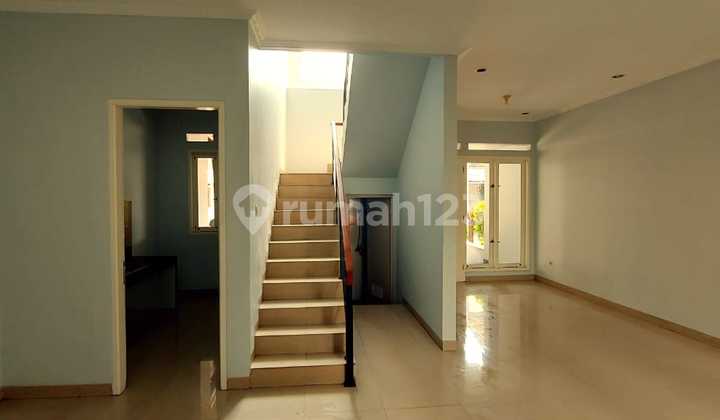 Jualrumah Cantik di Pesona Hrapan Indah Bekasi Lt135m 2 Lt 2