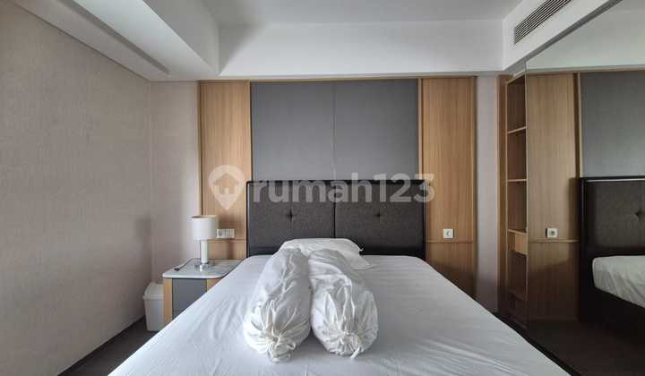 * For Rent - Verde One Kuningan Tower North * * For Rent - Verde One Kuningan Tower North *