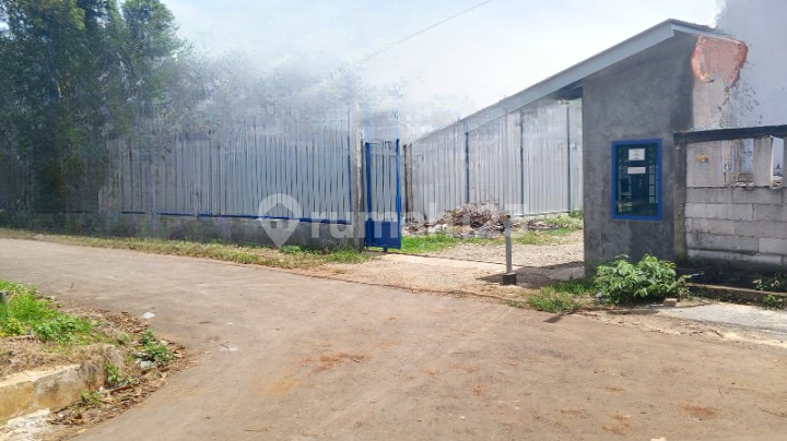 10 Minutes to East Bekasi Toll Road, Cheap Sale, Strategic Plot with SHM Legality