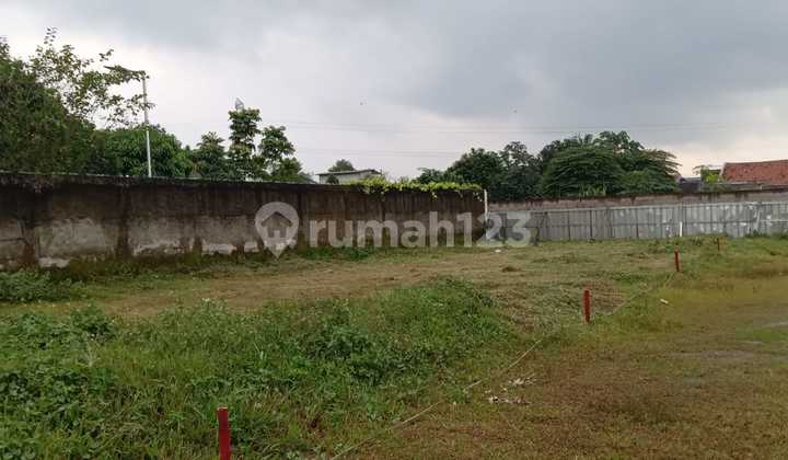 Cheap Sale of SHM Land Plot 5 Minutes to Unpam Central Campus Pamulang Cheap Sale of SHM Land Plot 5 Minutes to Unpam Central Campus Pamulang