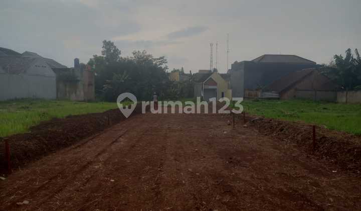 Cheap Sale of Strategic Land Plot in Bekasi with 7-Meter Wide Road Cheap Sale of Strategic Land Plot in Bekasi with 7-Meter Wide Road