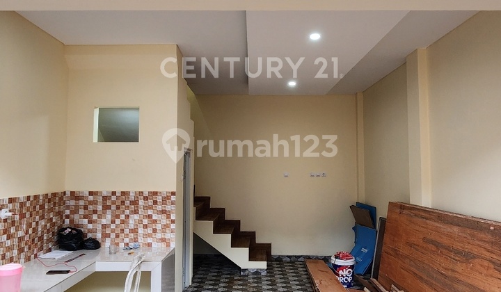 Rumah 3 Lantai Strategis Di Matraman Jakarta Timur S8148 1