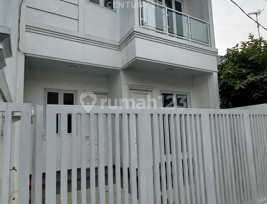 Strategic New Home in Pondok Kelapa with 1 Car Row Access S8848