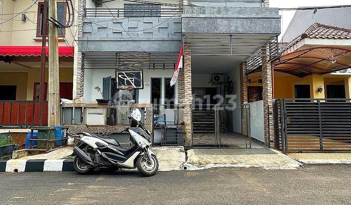 Rumah Ekslusif 2 Lantai +Rooftop di Cikunir Bekasi