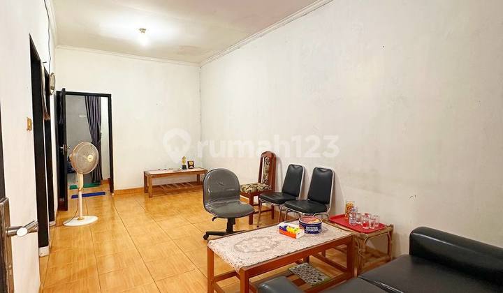 For Sale House in Comfortable Complex Jatiranggon Jatisampurna Bekasi City Near Mercubuana University [AR147]