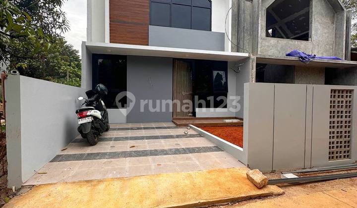 Rumah Dijual di Jatiasih Kota Bekasi 2 Lantai Harga 1 Lantai Siap Huni Dkt Jl Wibawa Mukti [Ar158]