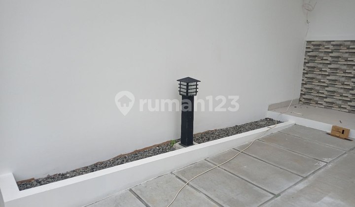 Rumah Ahz Jatimakmur Pondokgede, Mewah Murah, Baru di Kota Bekasi