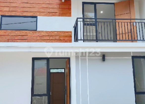 Modern Hook House [Ready to Occupied] Cipayung Near Depok Lama Station