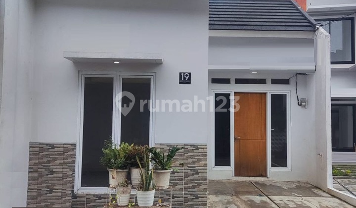 Pm Sawangan House, Main Roadside, Cheap 2-Storey Luxury Minimalist Exclusive Depok City For Sale 2