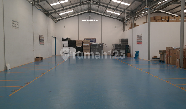 Price Drop for Warehouse and Office on Bekasi Highway, Cakung, East Jakarta