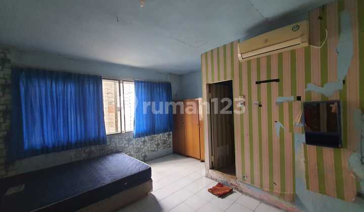 Kos 57 Kamar Di 4 Ruko Gandeng Di Jalan Mangga Besar, Jakarta Barat Kos 57 Kamar Di 4 Ruko Gandeng Di Jalan Mangga Besar, Jakarta Barat