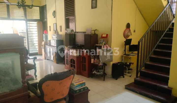 Rumah Asri Jalan Lebar Bebas Banjir Area Jl. Kramat, Jakarta Pusat 2