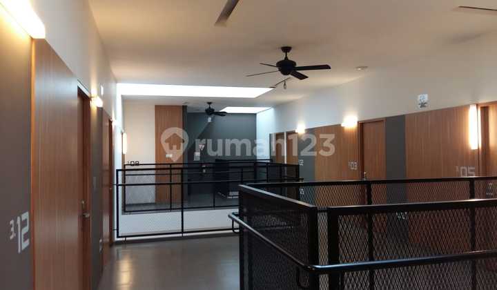 Gedung Cocok untuk Ruang Usaha di Arjuna Utara , Jakarta Barat.