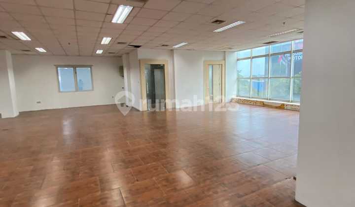 Dijual Gedung Kantor Kondisi Bagus Di Daerah Buncit Raya, Jakarta Selatan