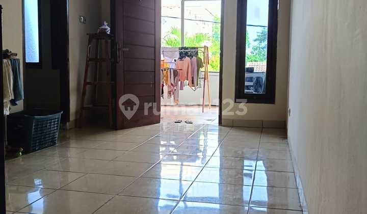 House in Flamboyan Cluster, Poris Indah, Cipondoh, Tangerang.