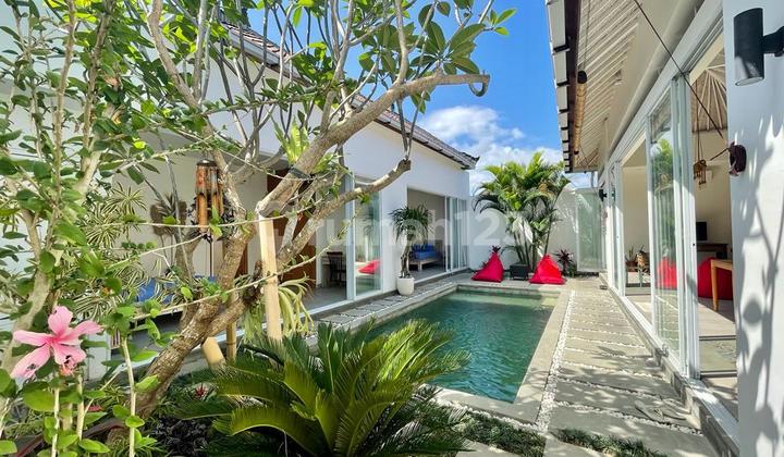 Villa 2 BR Kerobokan, Badung