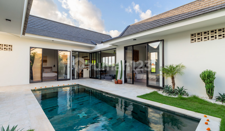 For Rent Modern Villa in Cemagi, rice field view For Rent Modern Villa in Cemagi, rice field view