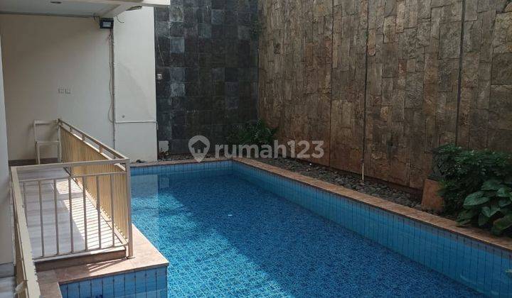 Rumah Disewa Daerah Patra Kuningan Jakarta Selatan 13