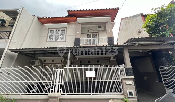 Dijual Rumah Tinggal 2 Lantai Lokasi Strategis di Depok Sleman 