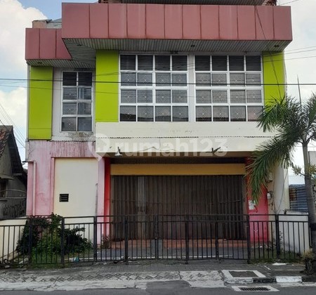 Ruko 2 Lantai Lokasi Premium Dekat Alun Alun Utara Yogyakarta Ruko 2 Lantai Lokasi Premium Dekat Alun Alun Utara Yogyakarta