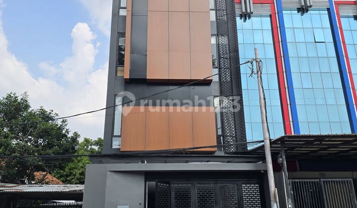 Brand New Exclusive Boarding House, Strategic Location in Salemba, Central Jakarta 1