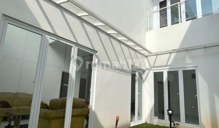 Second House in Cipinang Indah 1 Complex, East Jakarta 2