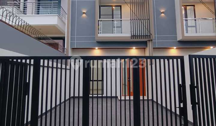 Rumah Siap Huni Di Kembangan Meruya Jakbar 2